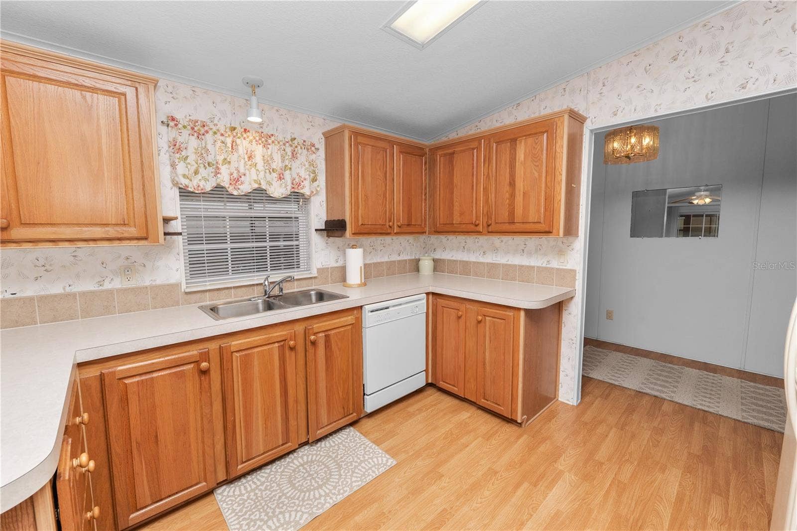 Lakeland, FL 33809