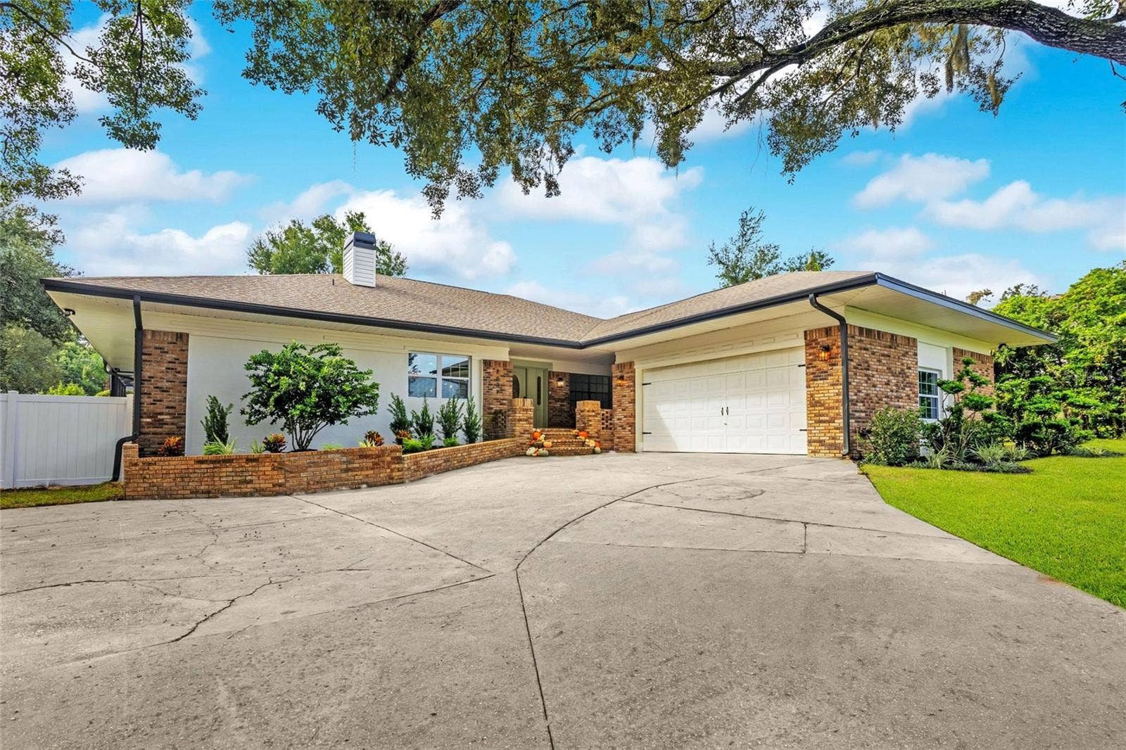 2637 GRACE MANOR, Lakeland, FL 33812 2637 GRACE MANOR, Lakeland, FL 33812