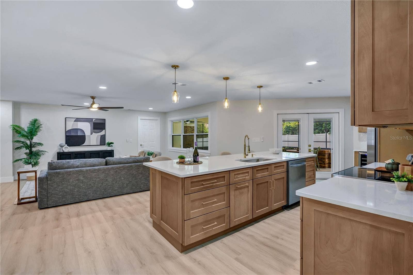2637 GRACE MANOR, Lakeland, FL 33812 2637 GRACE MANOR, Lakeland, FL 33812