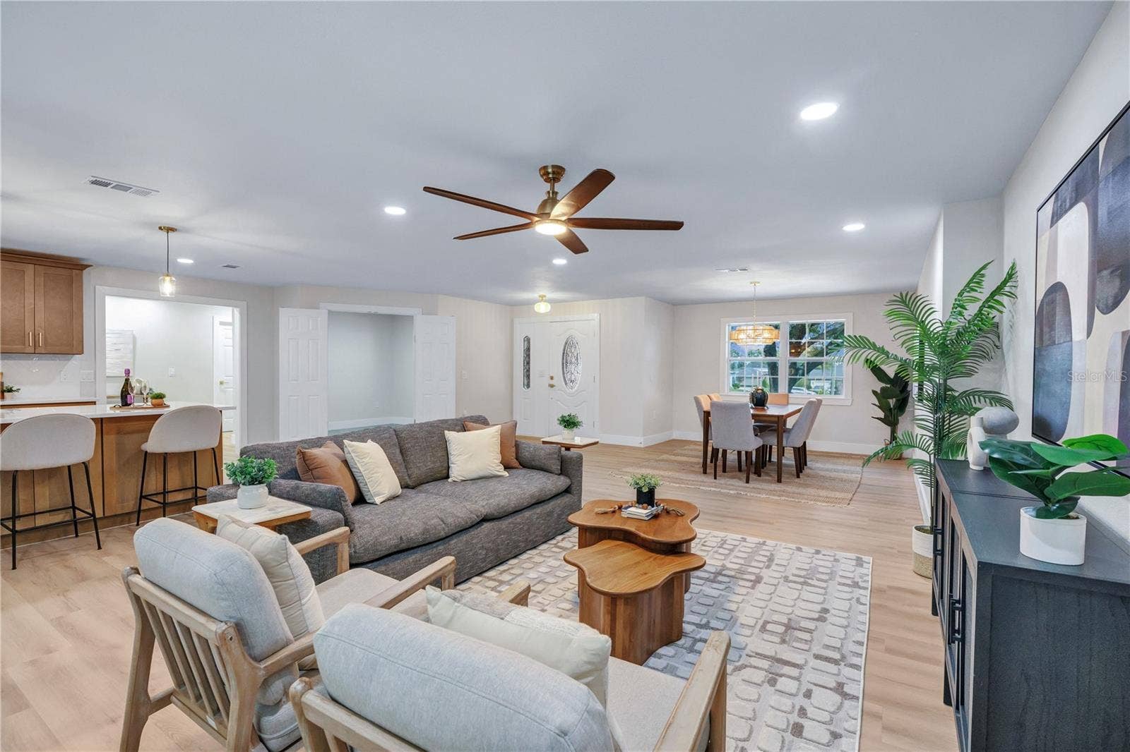 2637 GRACE MANOR, Lakeland, FL 33812 2637 GRACE MANOR, Lakeland, FL 33812