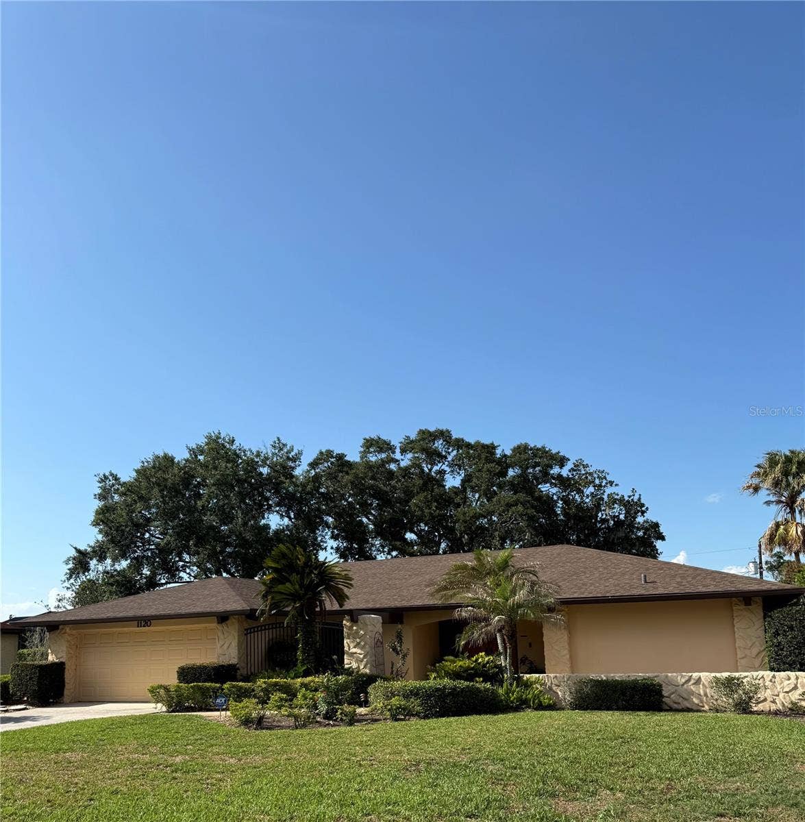 1120 LAKE POINT TERRACE, Lakeland, FL 33813