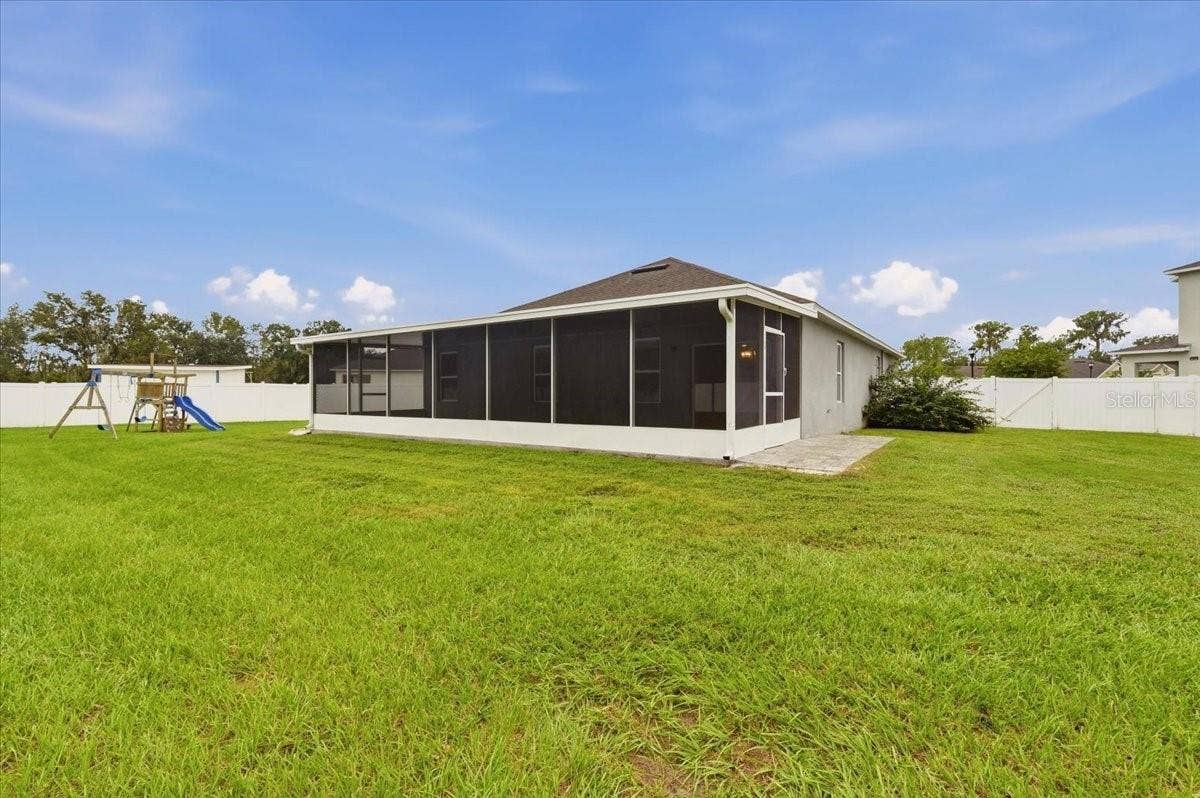 261 ST THOMAS DRIVE, Mulberry, FL 33860 261 ST THOMAS DRIVE, Mulberry, FL 33860