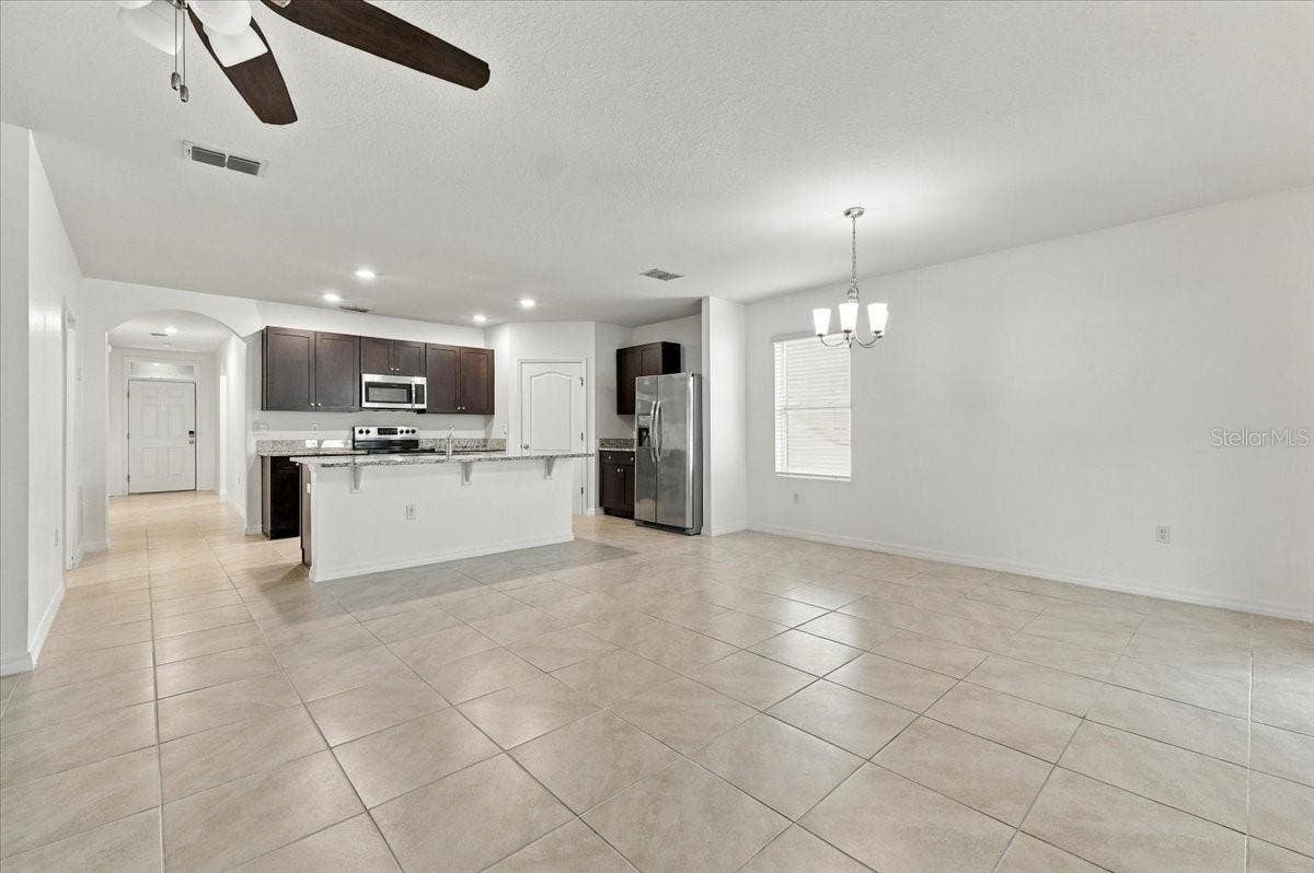 261 ST THOMAS DRIVE, Mulberry, FL 33860 261 ST THOMAS DRIVE, Mulberry, FL 33860