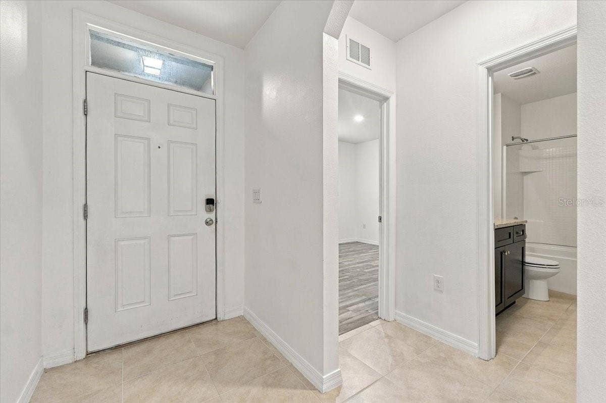 261 ST THOMAS DRIVE, Mulberry, FL 33860 261 ST THOMAS DRIVE, Mulberry, FL 33860