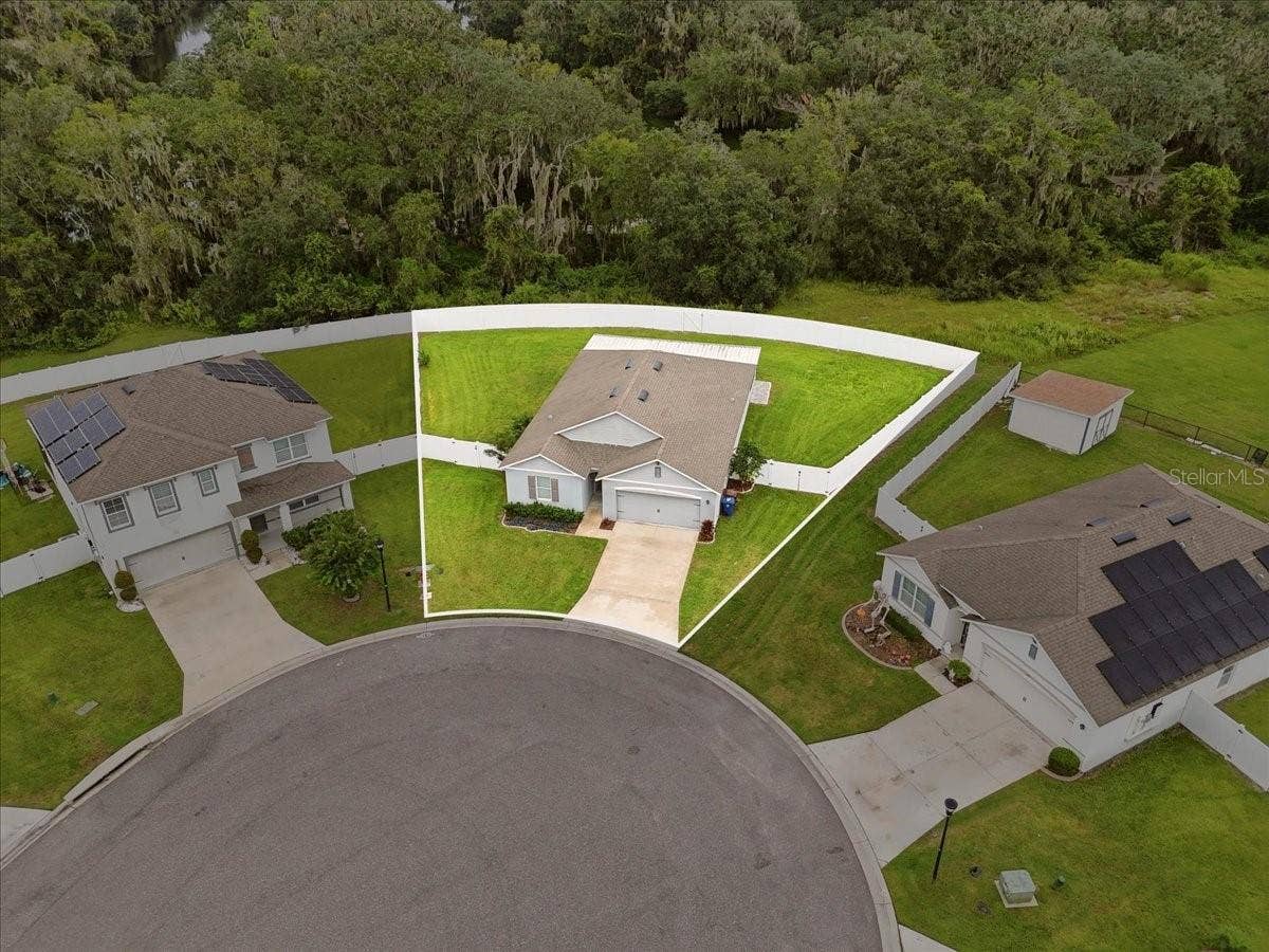261 ST THOMAS DRIVE, Mulberry, FL 33860 261 ST THOMAS DRIVE, Mulberry, FL 33860