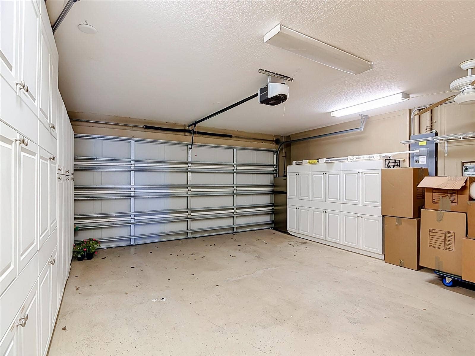 3934 WINDCHIME LANE, Lakeland, FL 33811 garage 2