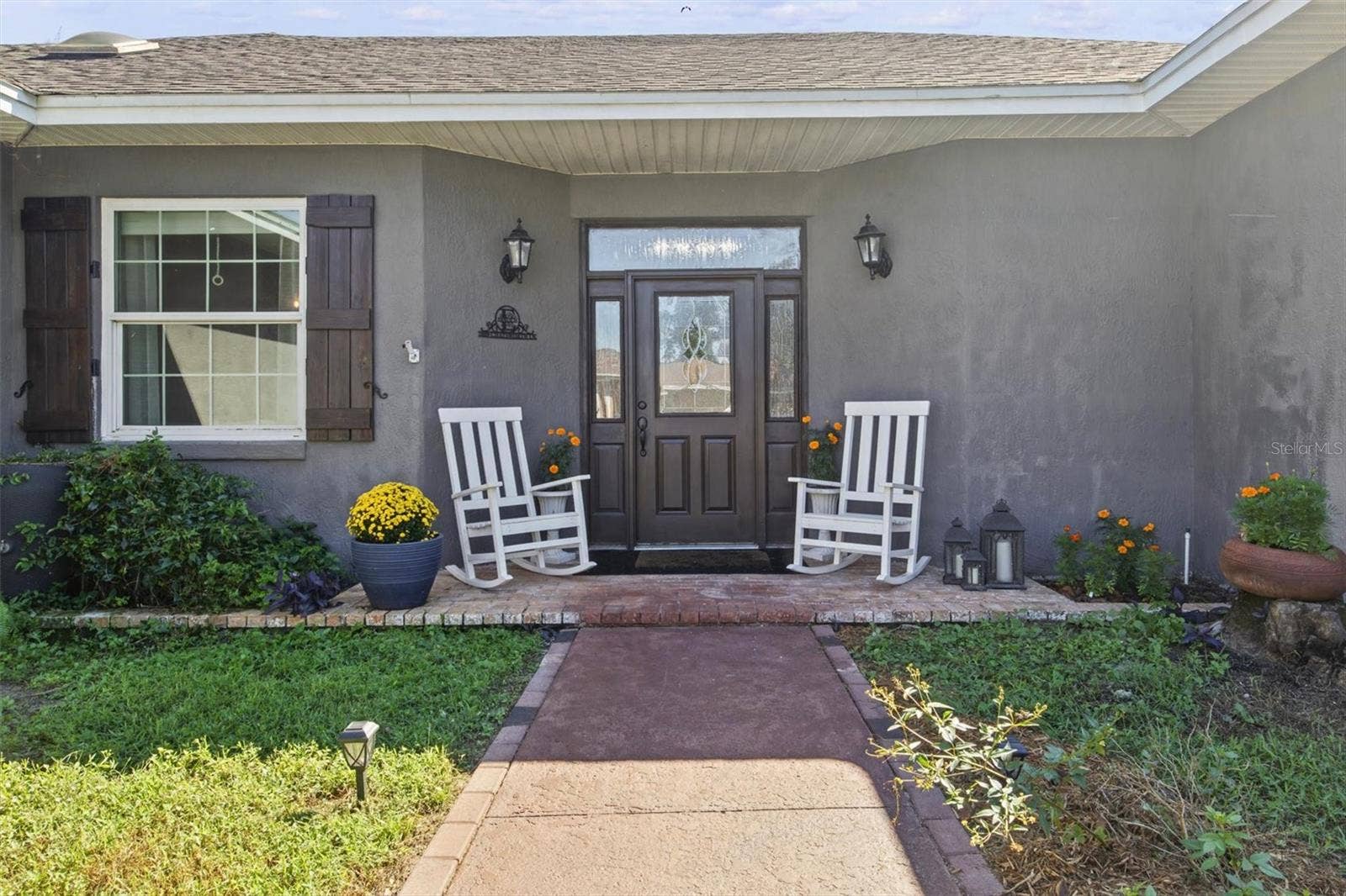 2809 CHATSWORTH LANE, Lakeland, FL 33812 Front of Home