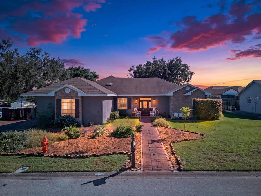 Property photo for 2809 CHATSWORTH LANE, Lakeland, FL