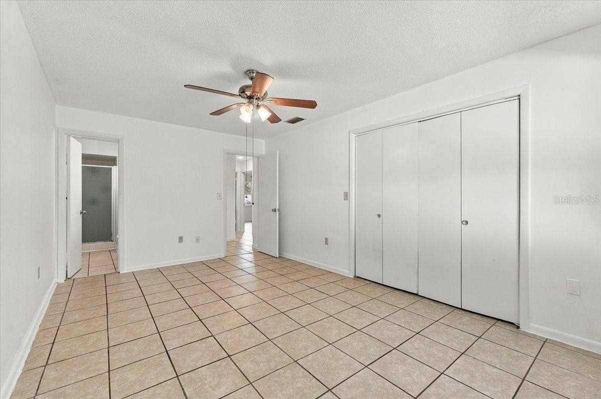 422 DUCHESS DRIVE, Lakeland, FL 33803 422 DUCHESS DRIVE, Lakeland, FL 33803
