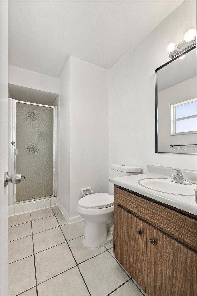 422 DUCHESS DRIVE, Lakeland, FL 33803 422 DUCHESS DRIVE, Lakeland, FL 33803