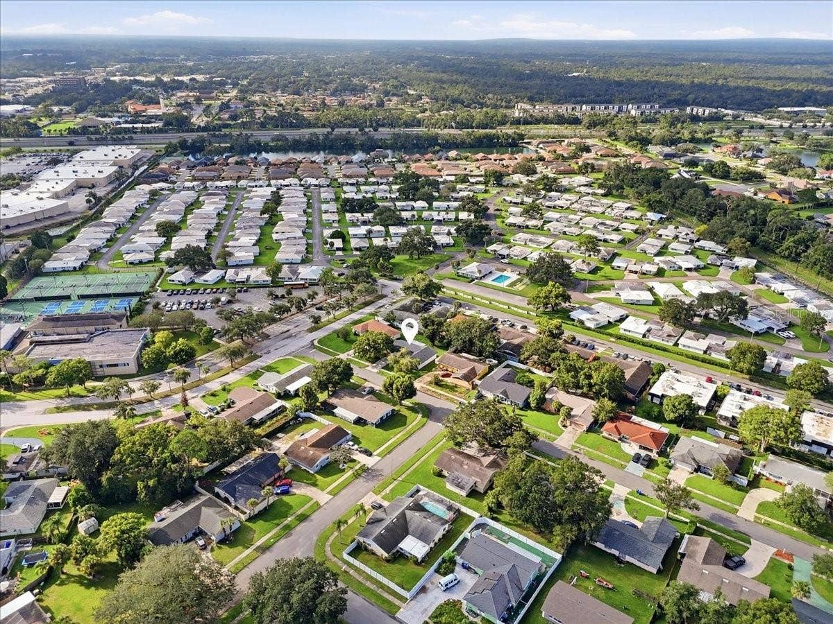 422 DUCHESS DRIVE, Lakeland, FL 33803 422 DUCHESS DRIVE, Lakeland, FL 33803