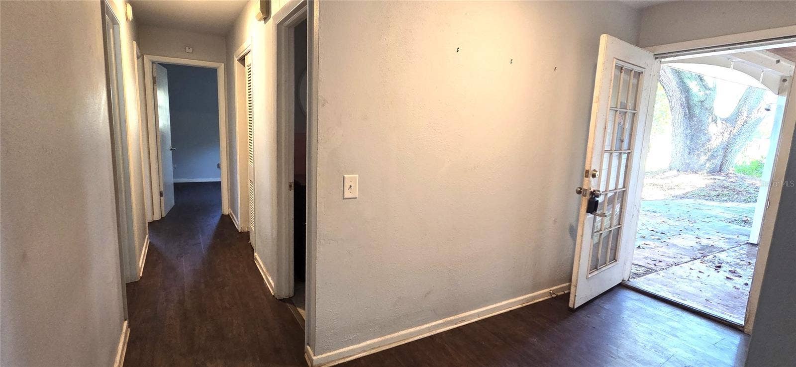 Hallway to Bedrooms