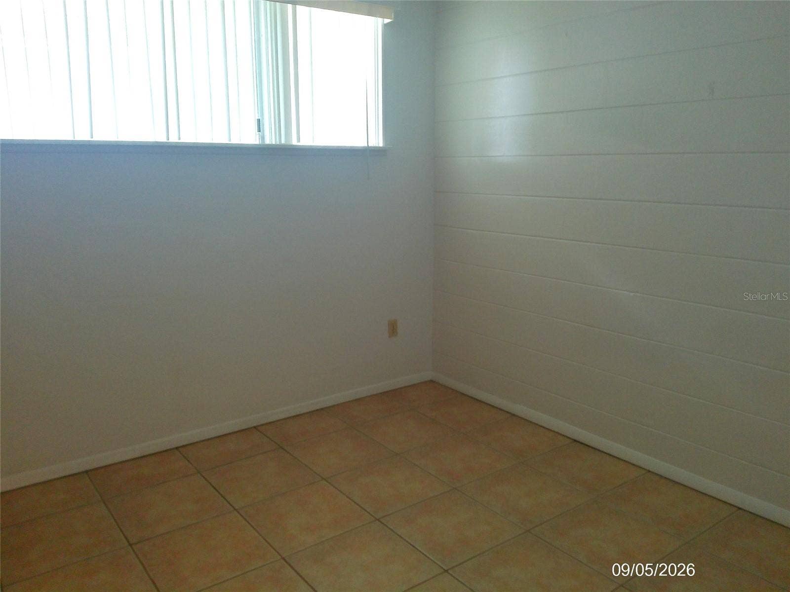 1423 CRYSTAL LAKE DRIVE, Lakeland, FL 33801 1423 CRYSTAL LAKE DRIVE, Lakeland, FL 33801