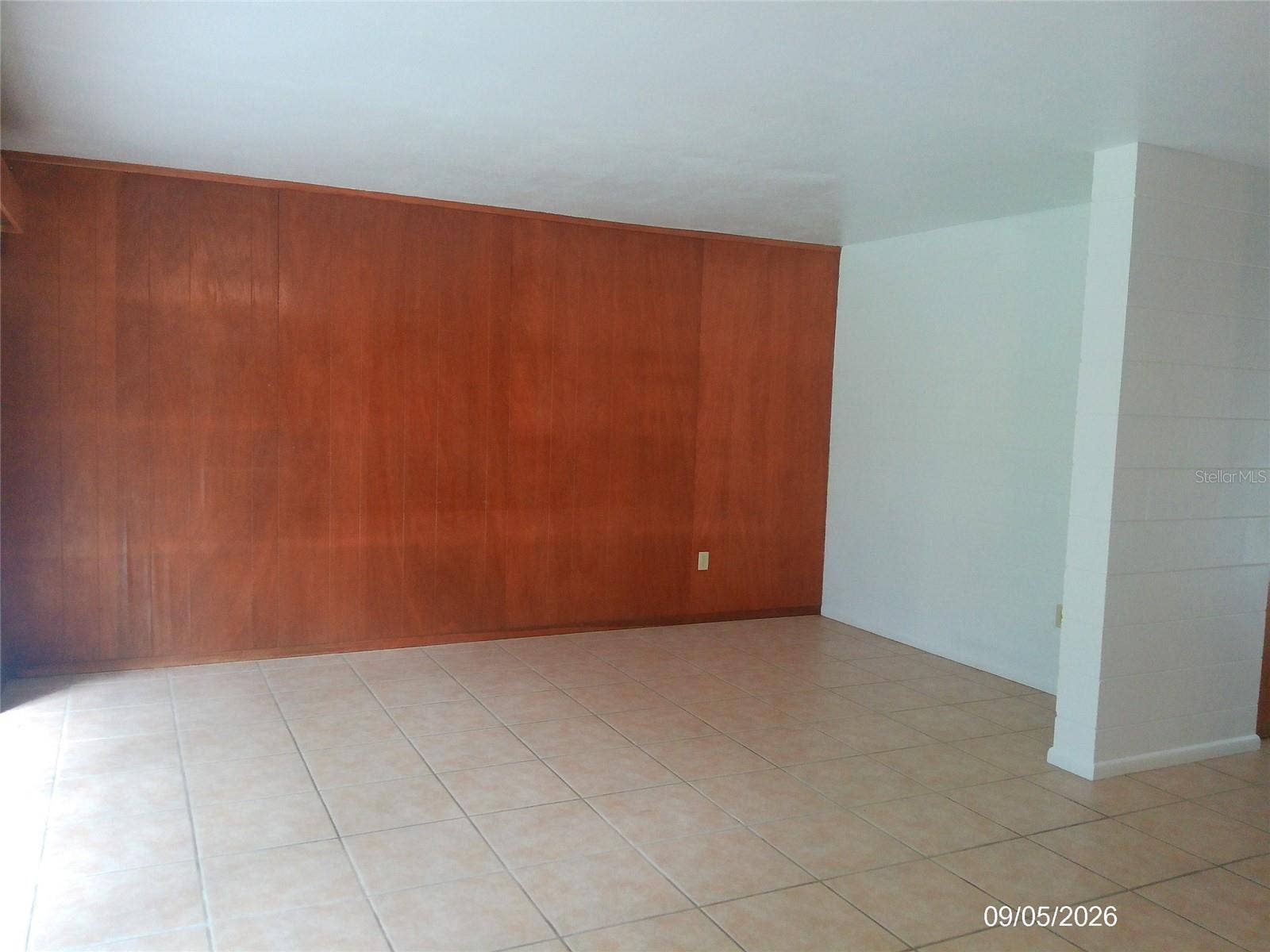1423 CRYSTAL LAKE DRIVE, Lakeland, FL 33801 1423 CRYSTAL LAKE DRIVE, Lakeland, FL 33801
