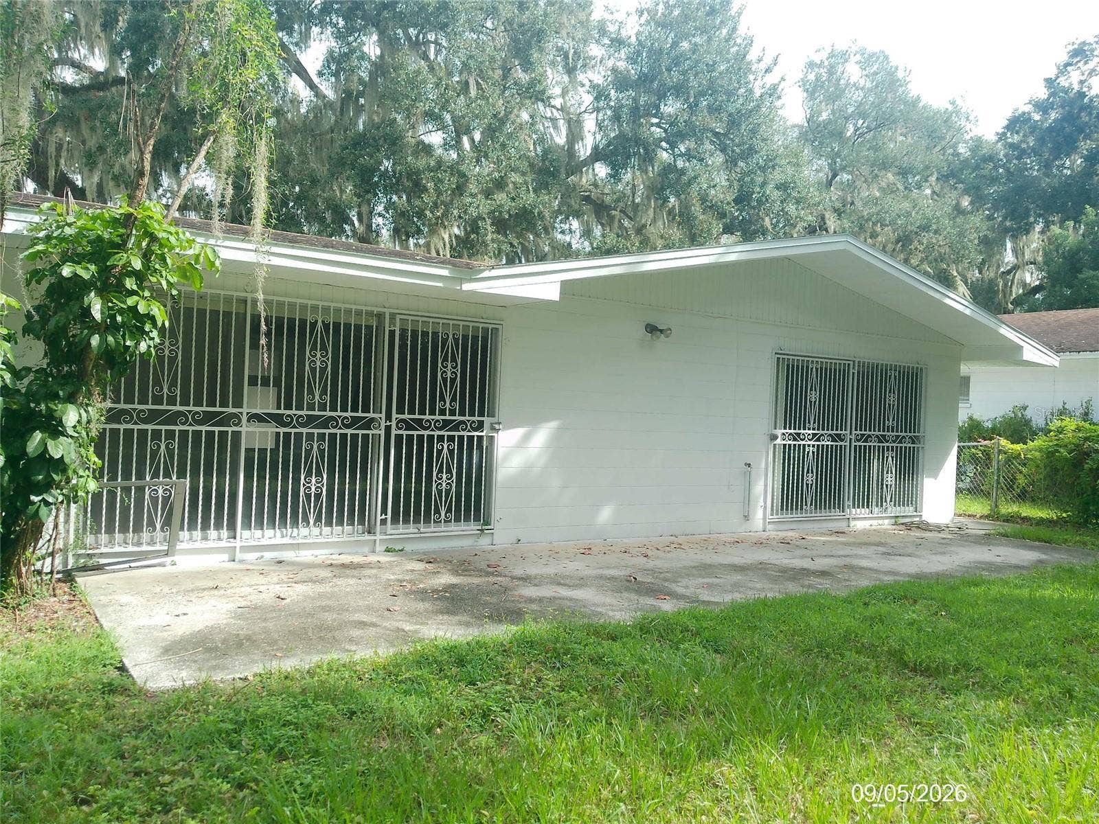1423 CRYSTAL LAKE DRIVE, Lakeland, FL 33801 1423 CRYSTAL LAKE DRIVE, Lakeland, FL 33801