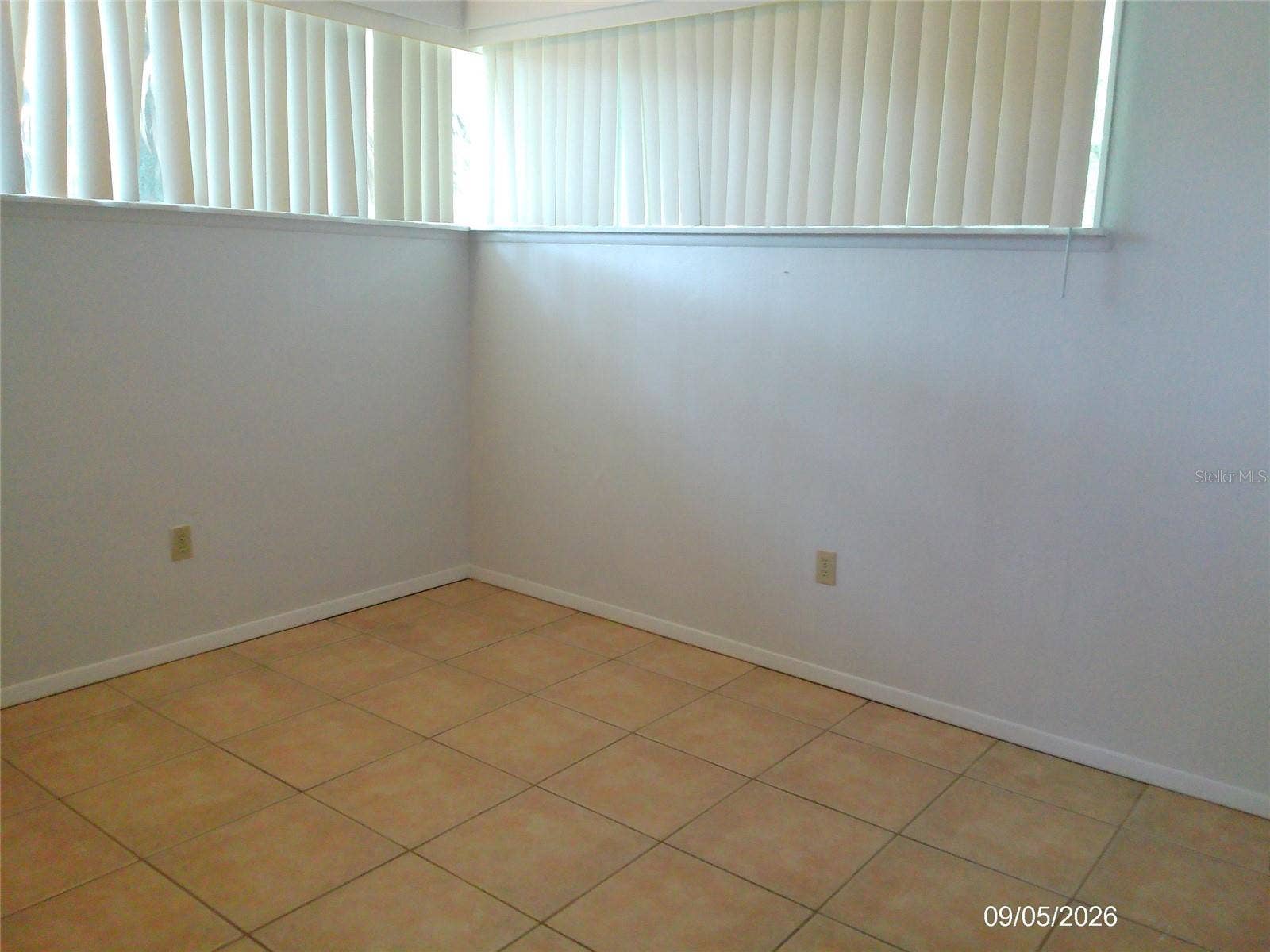 1423 CRYSTAL LAKE DRIVE, Lakeland, FL 33801 1423 CRYSTAL LAKE DRIVE, Lakeland, FL 33801