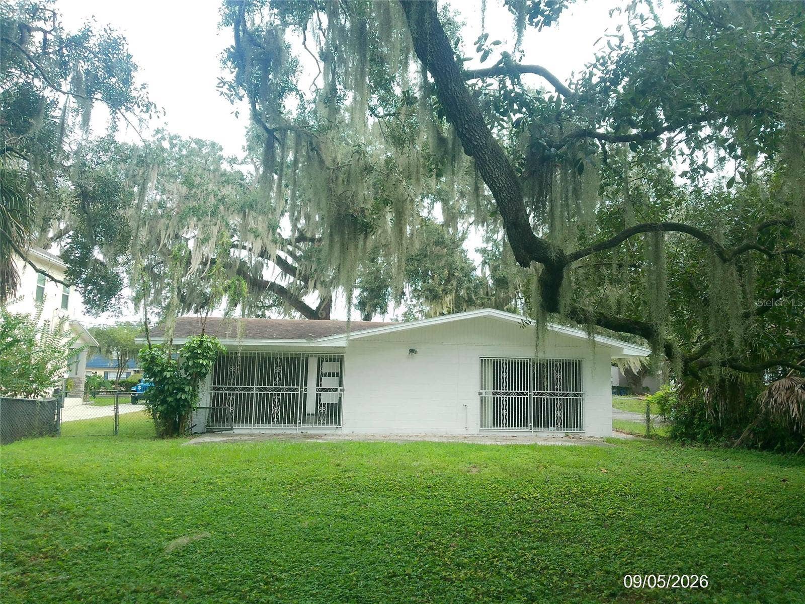 1423 CRYSTAL LAKE DRIVE, Lakeland, FL 33801 1423 CRYSTAL LAKE DRIVE, Lakeland, FL 33801