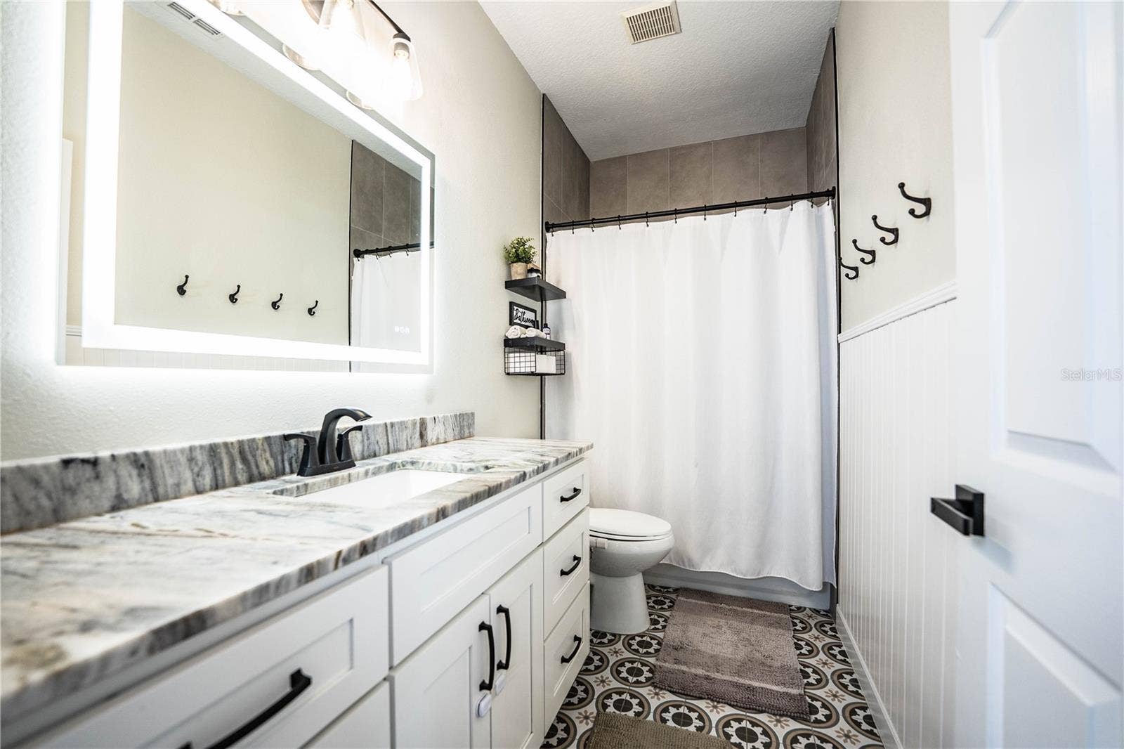 6206 FORESTWOOD DRIVE W, Lakeland, FL 33811 6206 FORESTWOOD DRIVE W, Lakeland, FL 33811