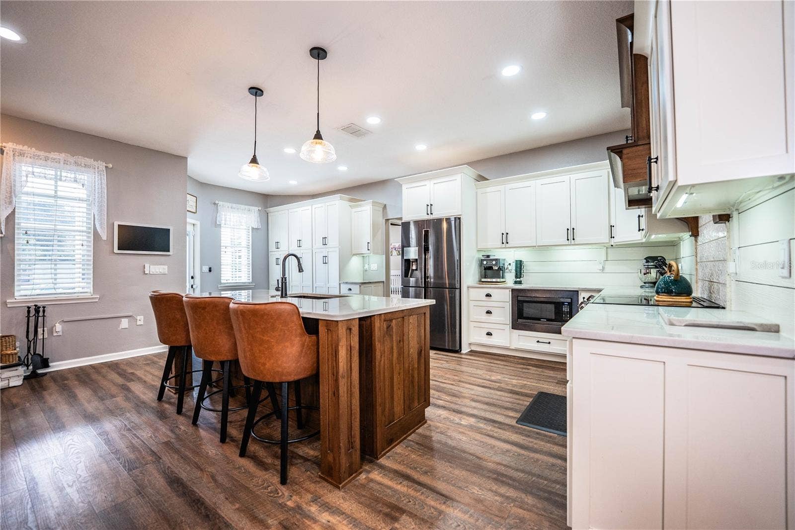 6206 FORESTWOOD DRIVE W, Lakeland, FL 33811 6206 FORESTWOOD DRIVE W, Lakeland, FL 33811