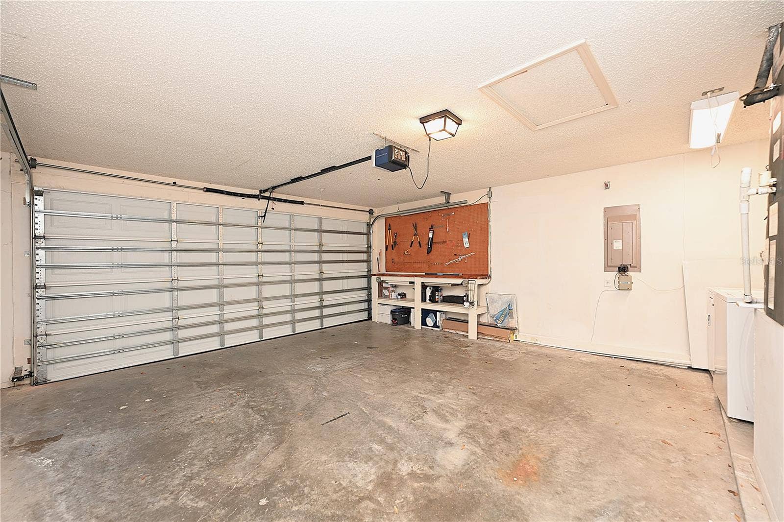 2118 SANDY HOOK, Lakeland, FL 33813 2118 SANDY HOOK, Lakeland, FL 33813