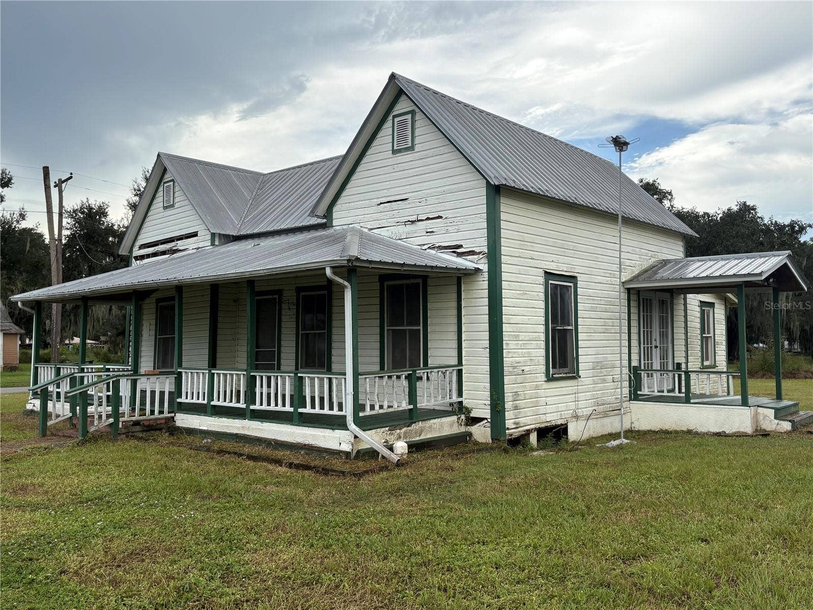 Side View Front