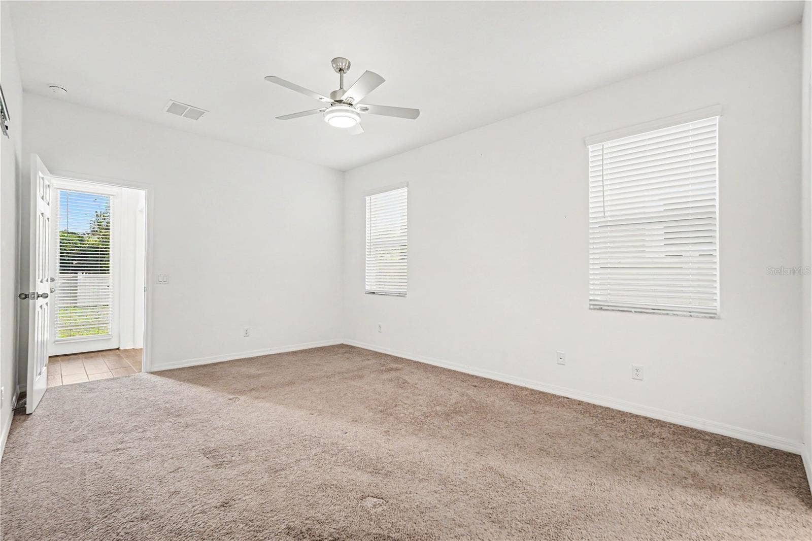 16012 SONOMA GROVE CIRCLE, Tampa, FL 33647