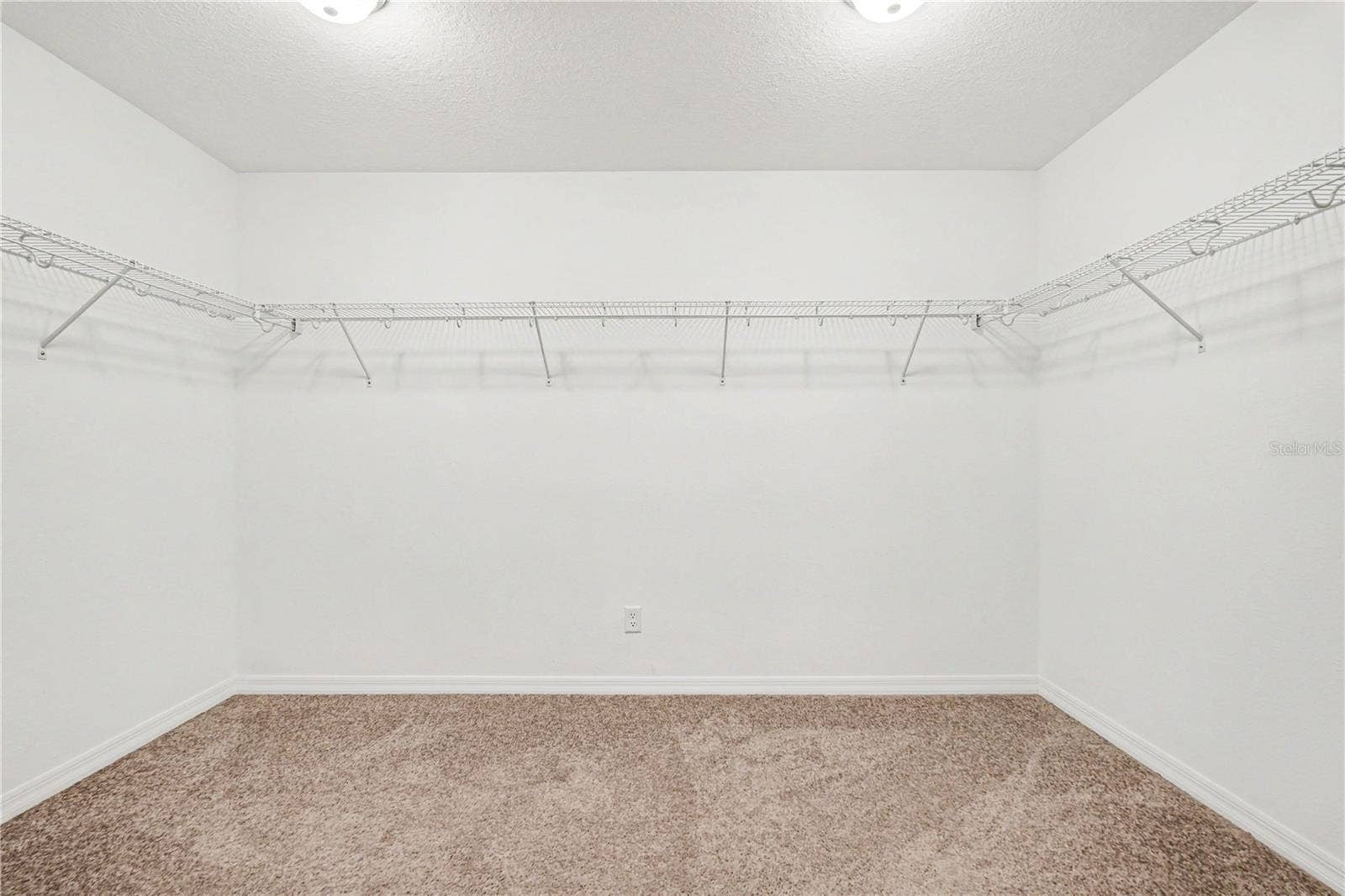 16012 SONOMA GROVE CIRCLE, Tampa, FL 33647