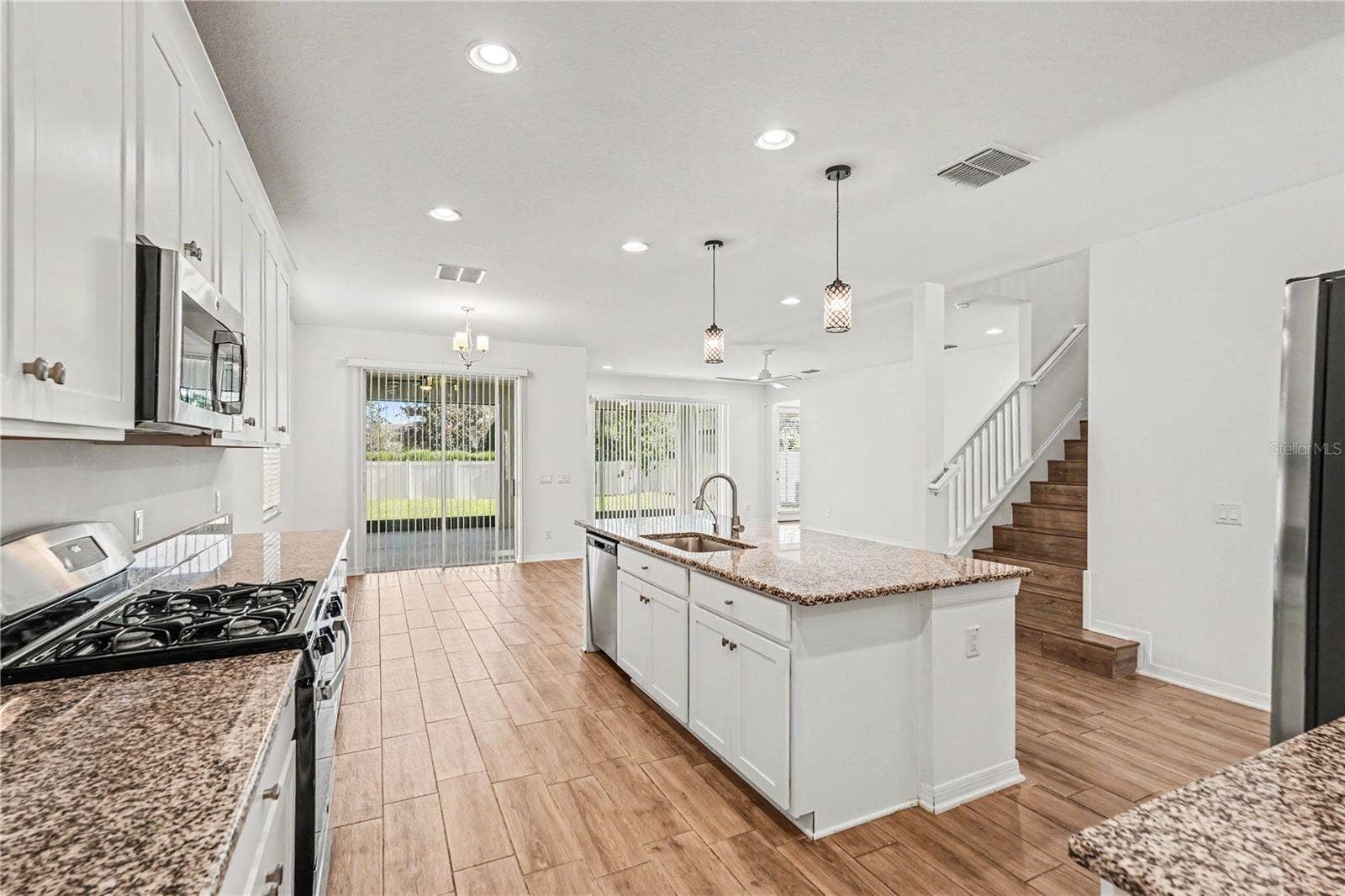 16012 SONOMA GROVE CIRCLE, Tampa, FL 33647