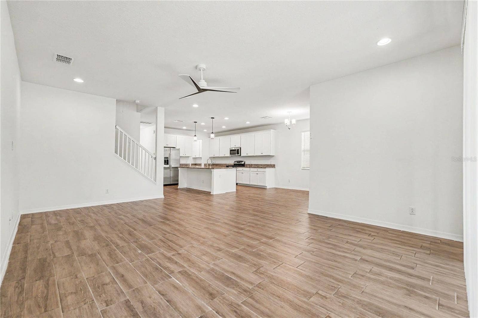 16012 SONOMA GROVE CIRCLE, Tampa, FL 33647