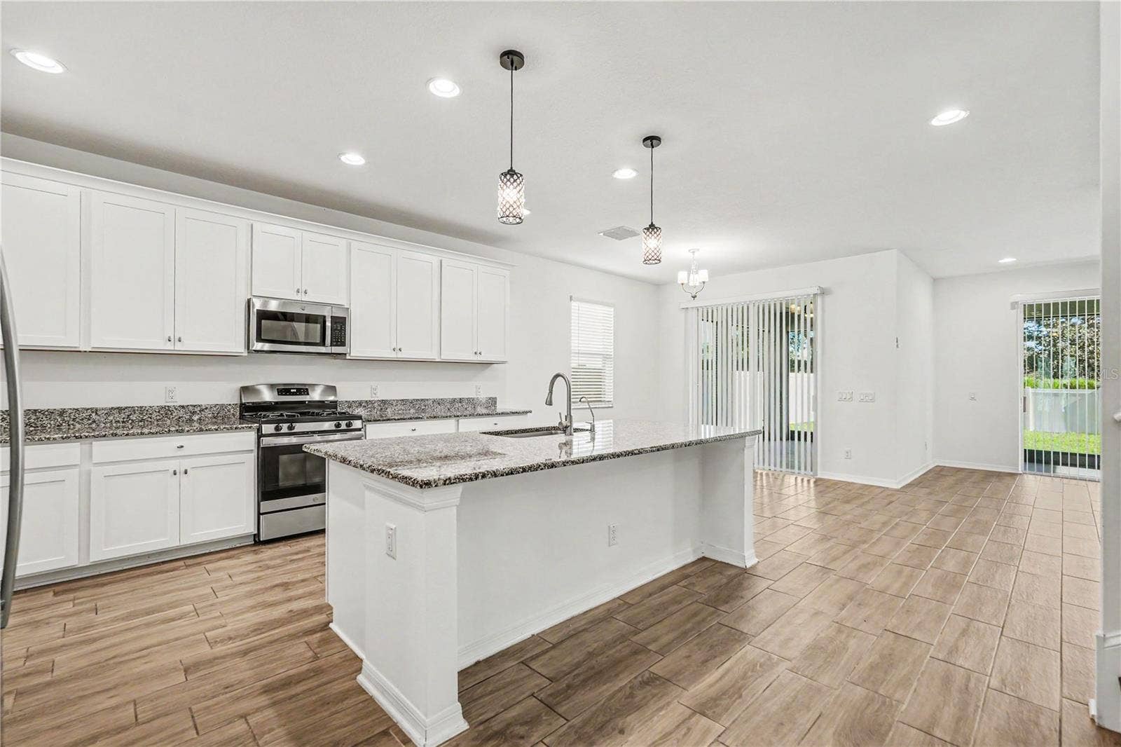 16012 SONOMA GROVE CIRCLE, Tampa, FL 33647