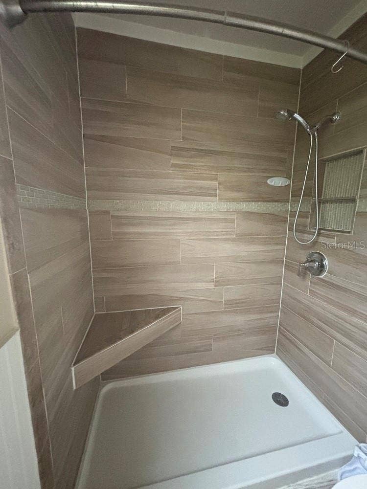 Primary shower