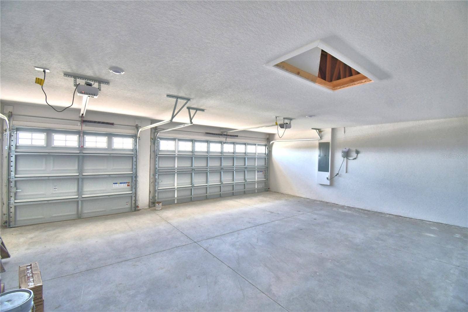 4258 JULIANA LAKE DRIVE, Auburndale, FL 33823 4258 JULIANA LAKE DRIVE, Auburndale, FL 33823