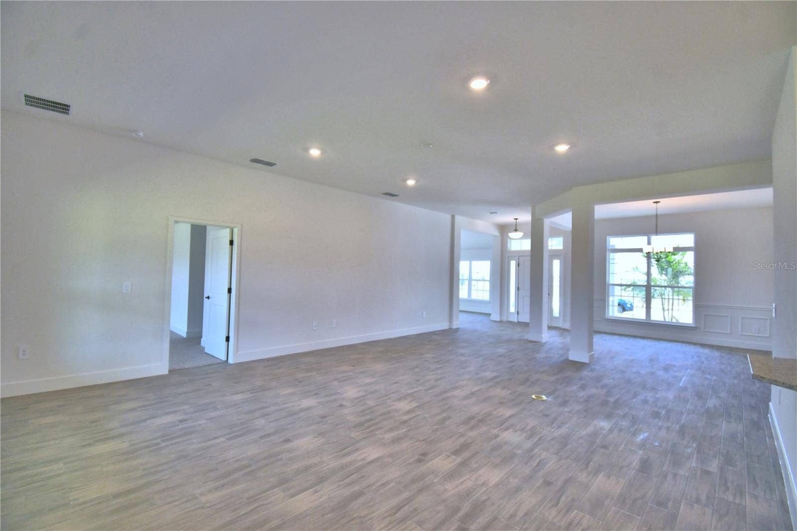 4258 JULIANA LAKE DRIVE, Auburndale, FL 33823 4258 JULIANA LAKE DRIVE, Auburndale, FL 33823