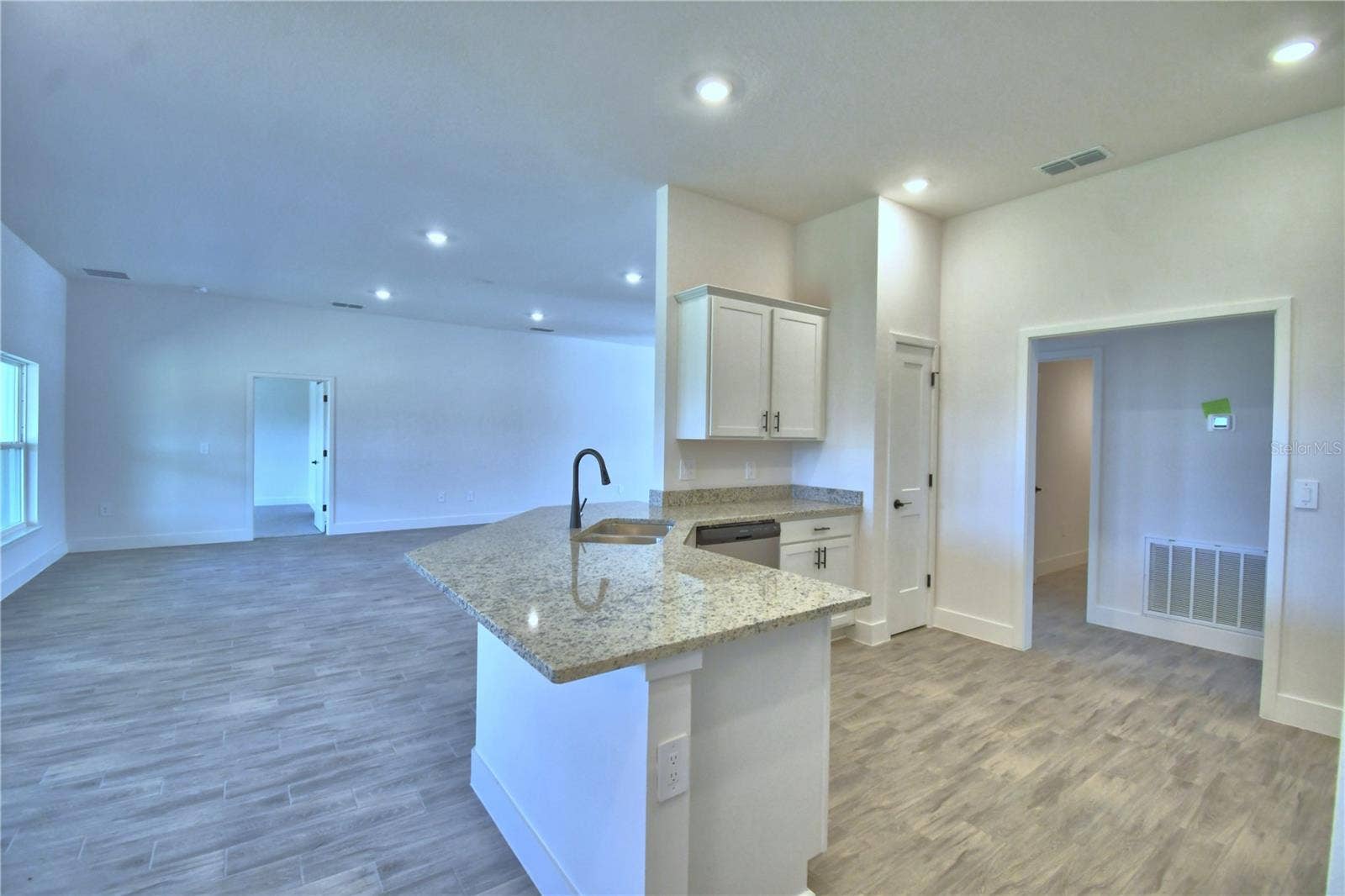 4258 JULIANA LAKE DRIVE, Auburndale, FL 33823 4258 JULIANA LAKE DRIVE, Auburndale, FL 33823