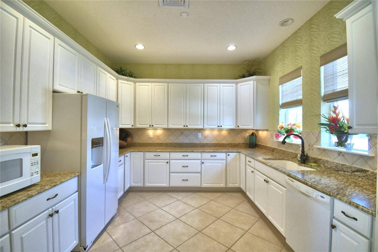 4258 JULIANA LAKE DRIVE, Auburndale, FL 33823 4258 JULIANA LAKE DRIVE, Auburndale, FL 33823