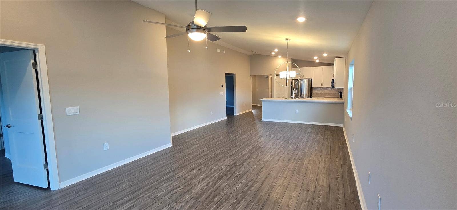 725 BAYSIDE BOULEVARD, Winter Haven, FL 33881 725 BAYSIDE BOULEVARD, Winter Haven, FL 33881