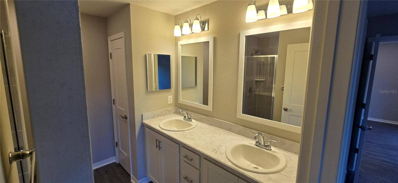 725 BAYSIDE BOULEVARD, Winter Haven, FL 33881 725 BAYSIDE BOULEVARD, Winter Haven, FL 33881