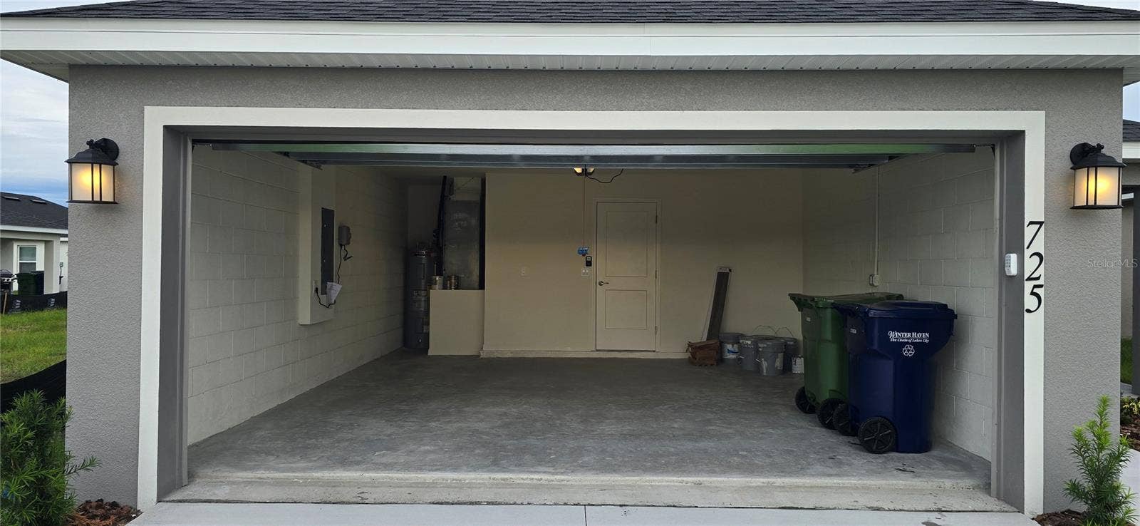725 BAYSIDE BOULEVARD, Winter Haven, FL 33881 725 BAYSIDE BOULEVARD, Winter Haven, FL 33881