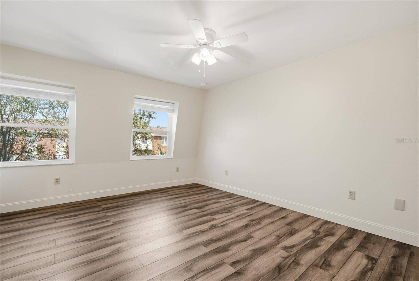 1920 E EDGEWOOD DRIVE, #E4, Lakeland, FL 33803 1920 E EDGEWOOD DRIVE, #E4, Lakeland, FL 33803