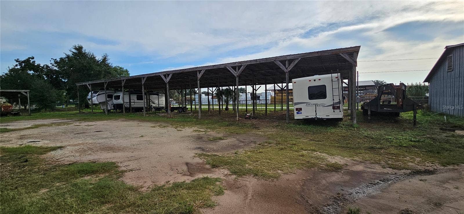 205 LAKE HAMILTON BOULEVARD, Winter Haven, FL 33881 205 LAKE HAMILTON BOULEVARD, Winter Haven, FL 33881