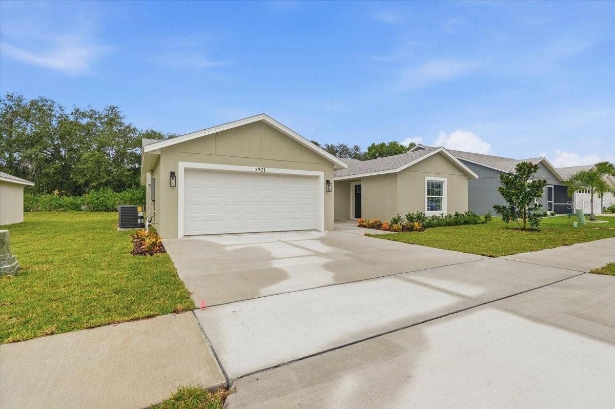 5992 TEAL TRAIL, Lakeland, FL 33809 5992 TEAL TRAIL, Lakeland, FL 33809