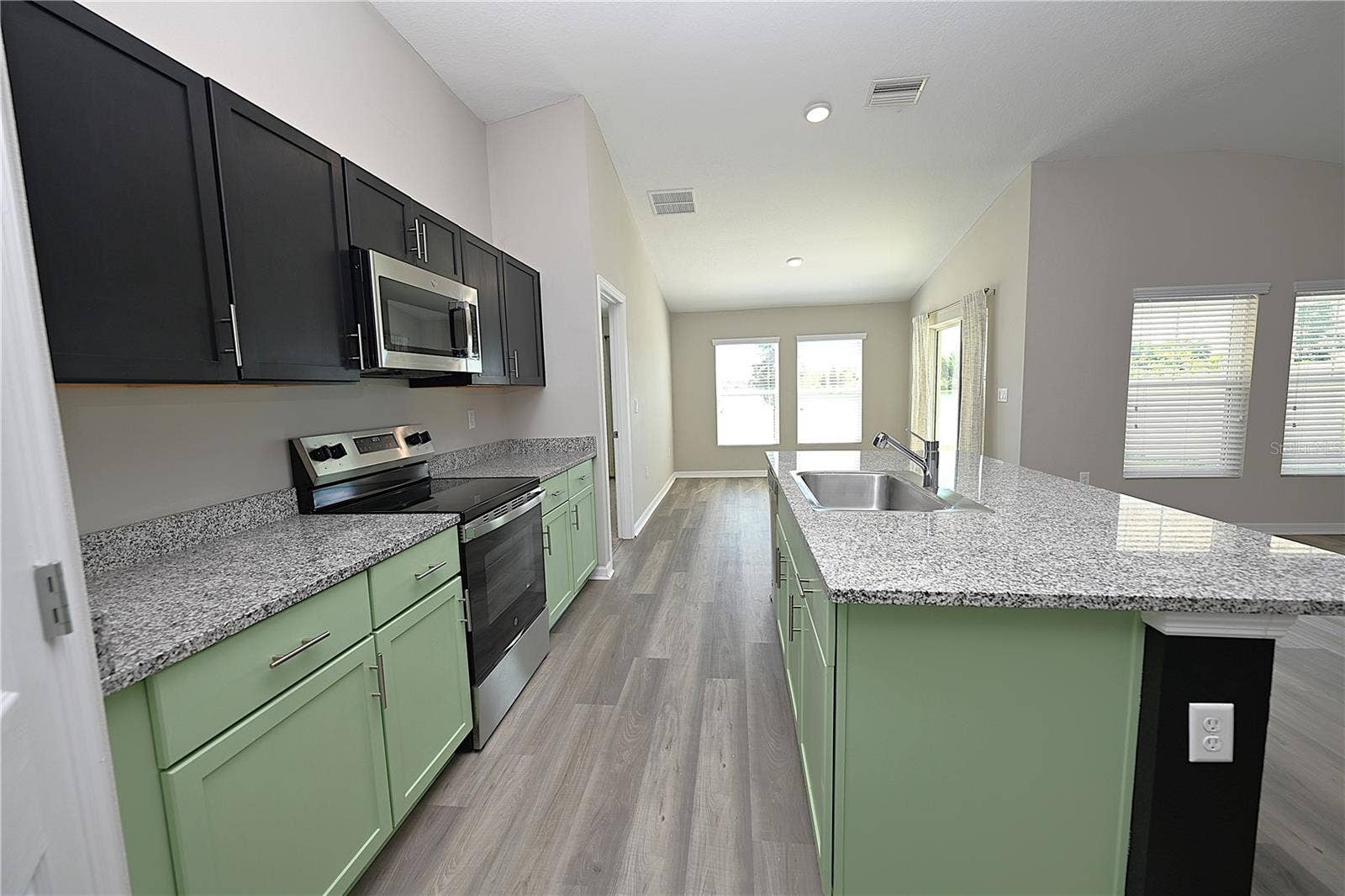 5511 ARLINGTON RIVER DRIVE, Lakeland, FL 33811