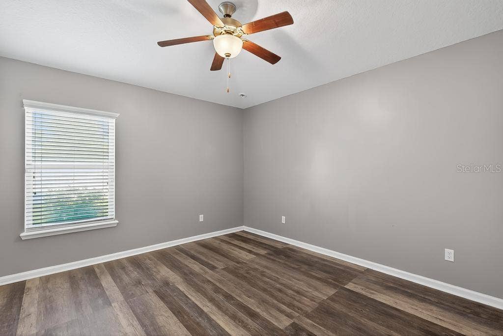 86434 MOONLIT WALK CIRCLE, Yulee, FL 32097 guest room- no furniture