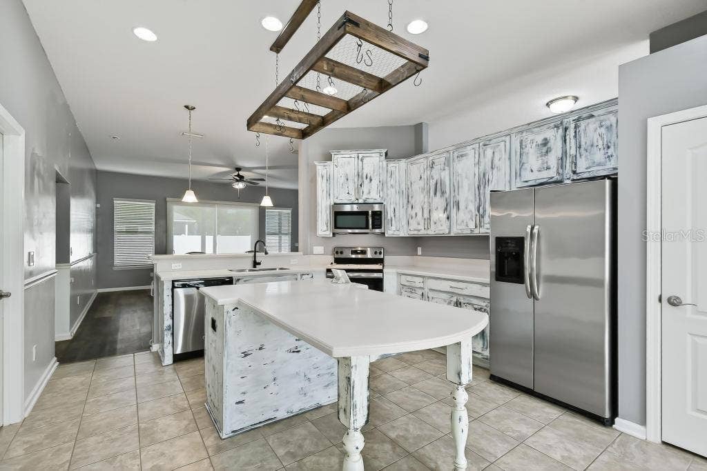 86434 MOONLIT WALK CIRCLE, Yulee, FL 32097 86434 MOONLIT WALK CIRCLE, Yulee, FL 32097