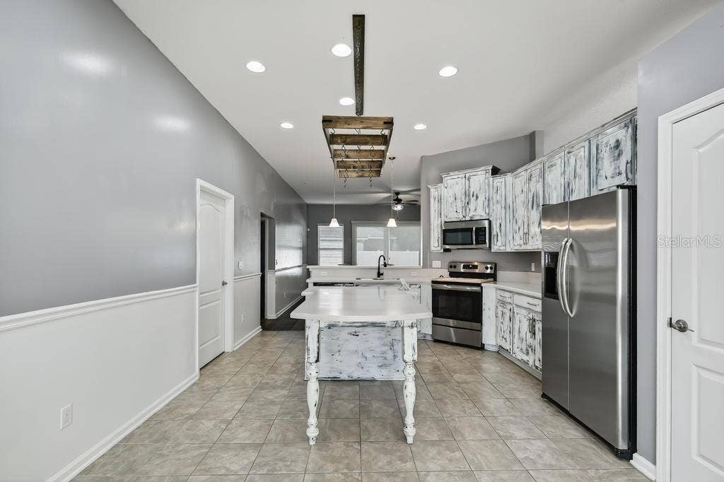 86434 MOONLIT WALK CIRCLE, Yulee, FL 32097 86434 MOONLIT WALK CIRCLE, Yulee, FL 32097