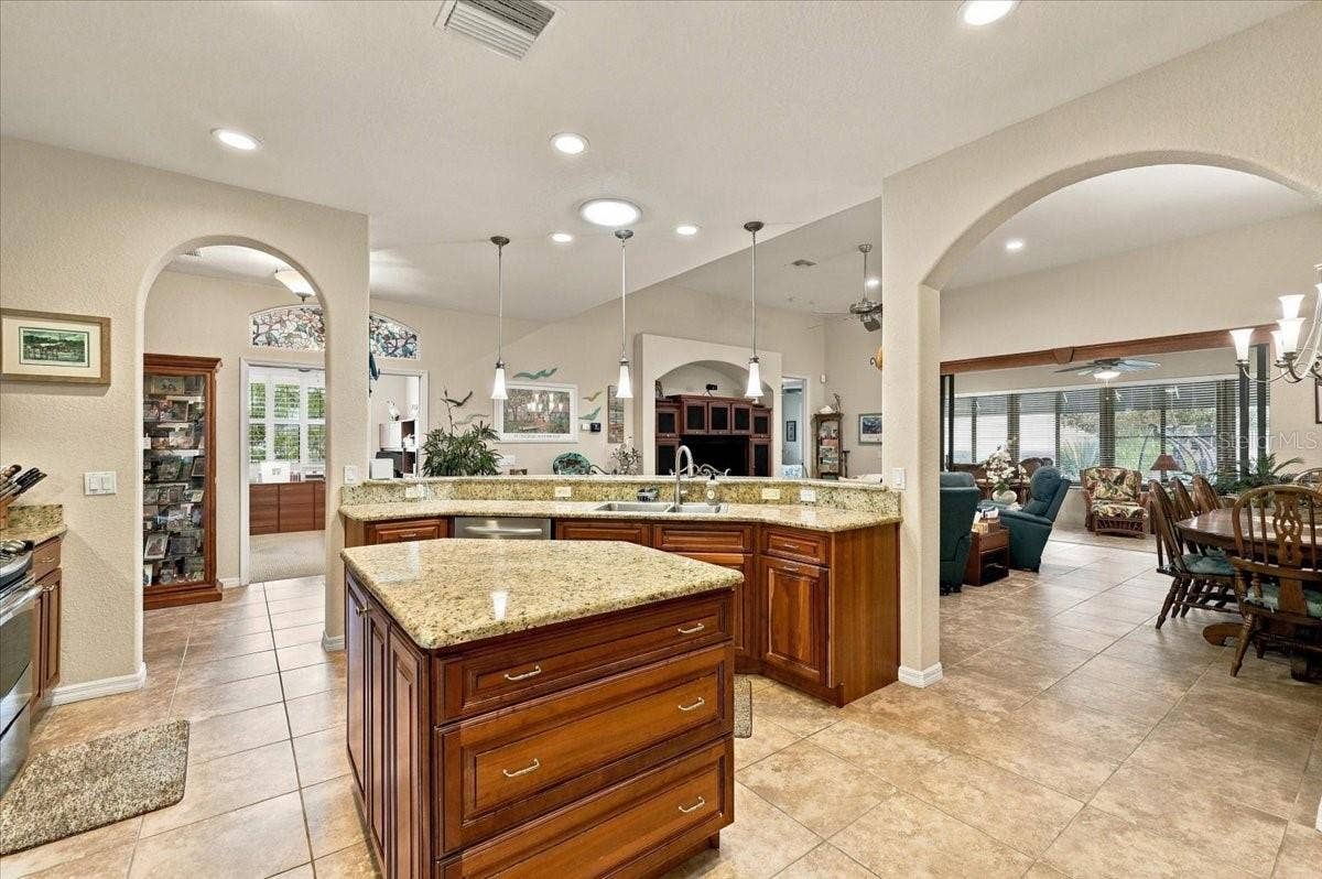 609 SAYGE DRIVE, Polk City, FL 33868 609 SAYGE DRIVE, Polk City, FL 33868
