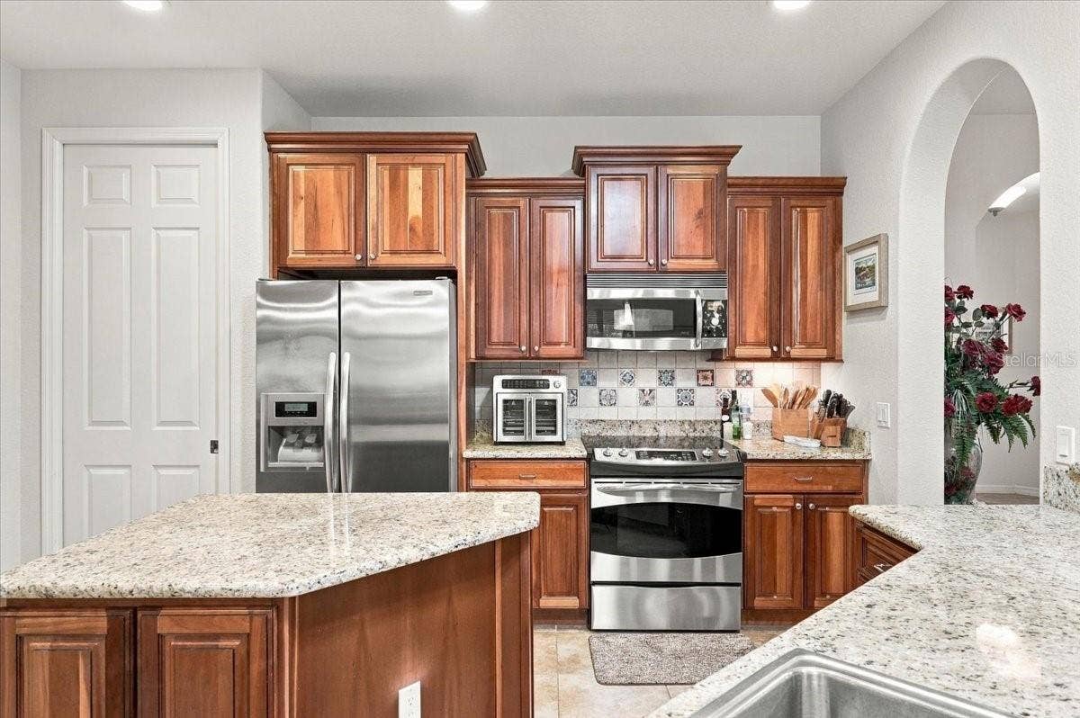 609 SAYGE DRIVE, Polk City, FL 33868 609 SAYGE DRIVE, Polk City, FL 33868