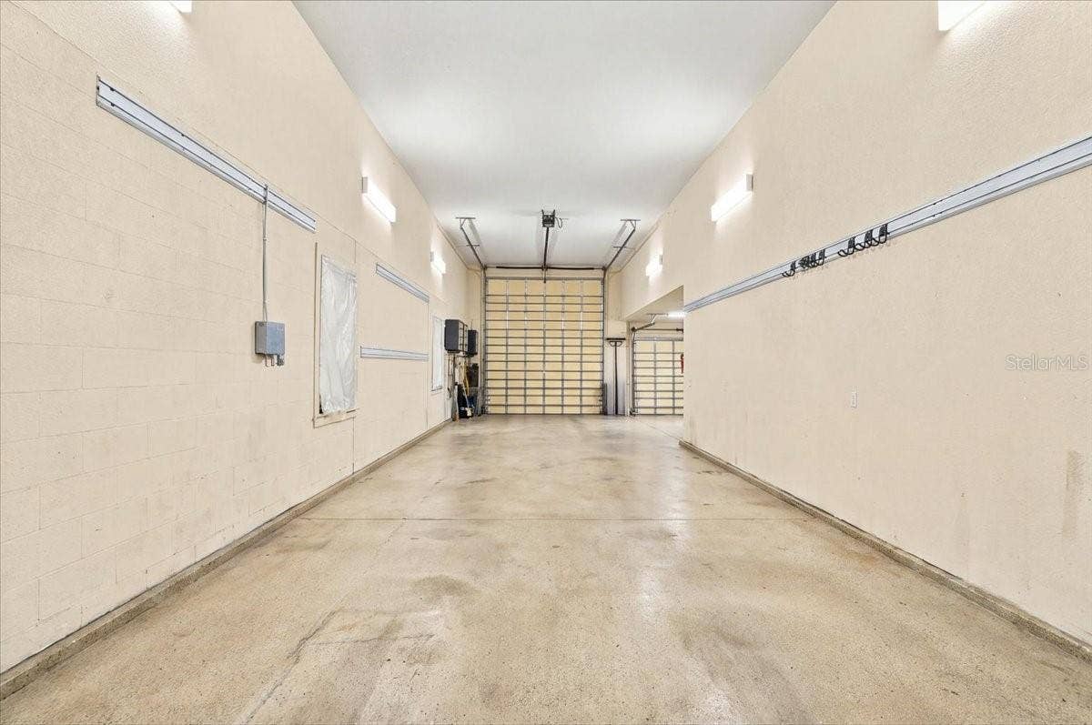 609 SAYGE DRIVE, Polk City, FL 33868 609 SAYGE DRIVE, Polk City, FL 33868