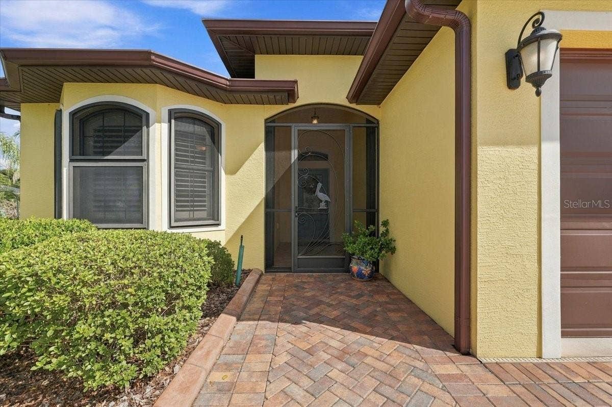 609 SAYGE DRIVE, Polk City, FL 33868 609 SAYGE DRIVE, Polk City, FL 33868