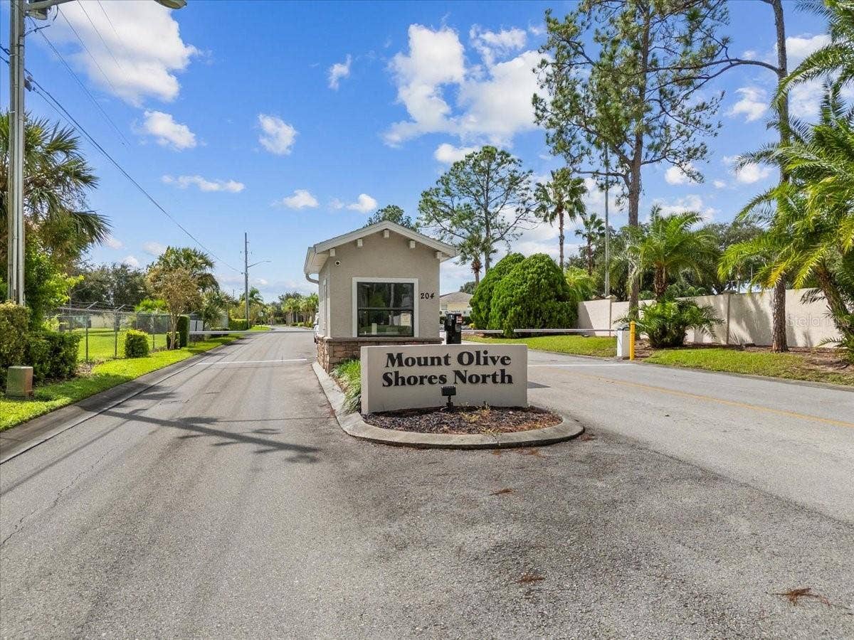 609 SAYGE DRIVE, Polk City, FL 33868 609 SAYGE DRIVE, Polk City, FL 33868